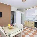 Apartmán By The Sea Sparadici - - 24118 Šibenik