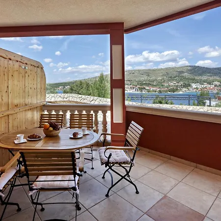 Daire By The Sea Sparadici, - 24118