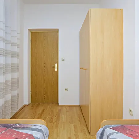 By The Sea Sparadici, - 24118 *