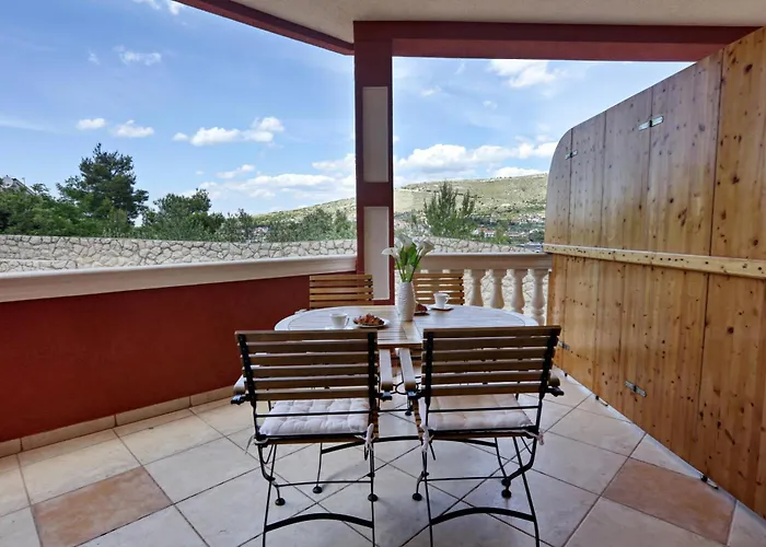 By The Sea Sparadici, - 24118